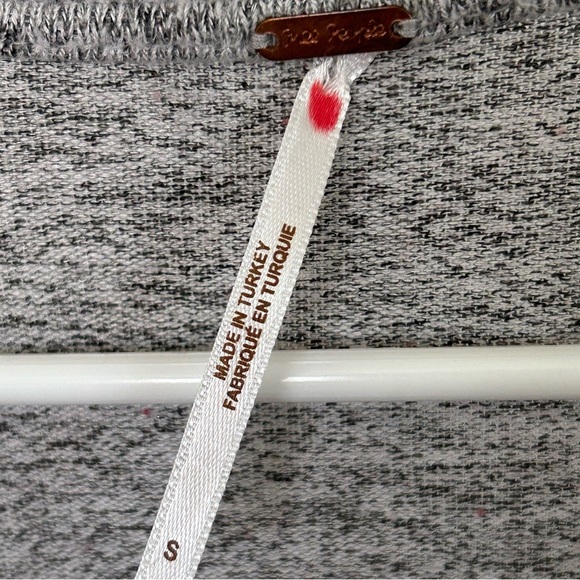 Free People All Types Of Twisted Top Grey Size S - Picture 4 of 9